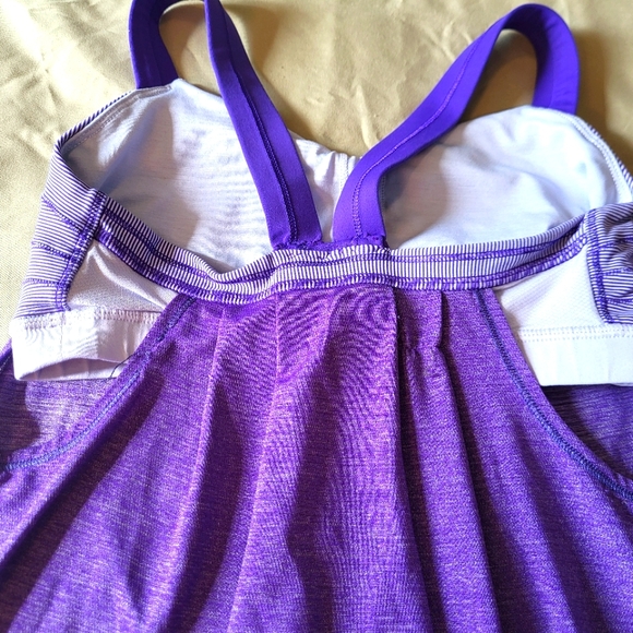 Lululemon purple Athletica tank with built-in bra size MED - Picture 4 of 6